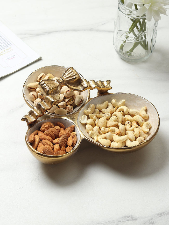 Avelion Ivory Pearl Platter M.M.I. OVERSEAS