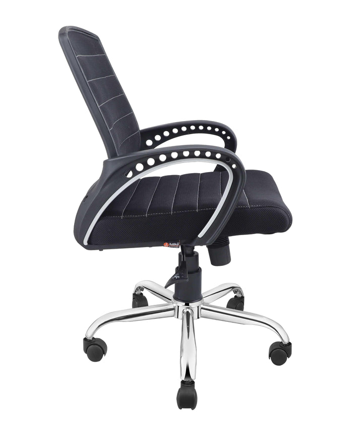 Smart Ergonomic Chair With Breathable Black Mesh Fabric - Ouch Cart | Office chair | Executive chair